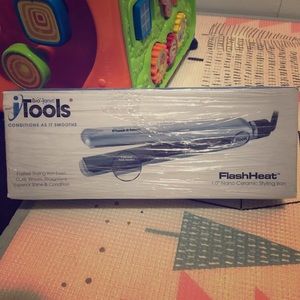 Bio-Ionic hair straighteners